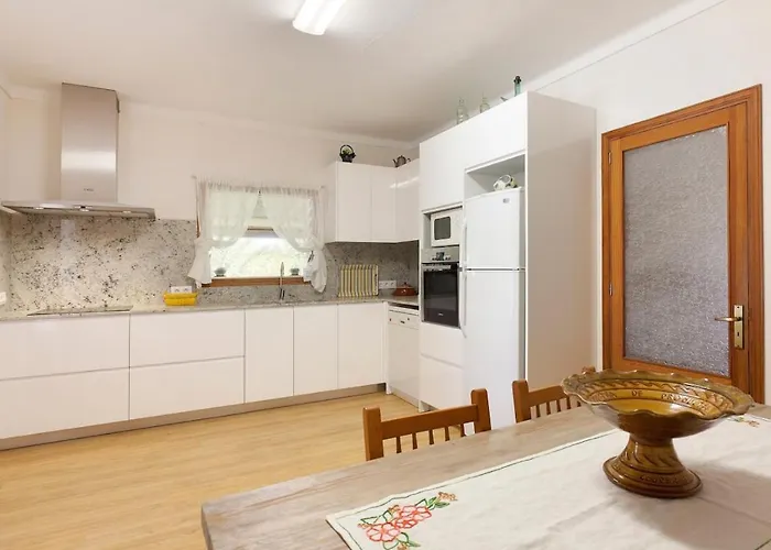 Вілла Venzala Польєнса